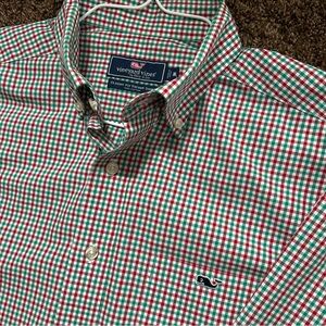 Vineyard Vines M Classic Fit Tucker Shirt Red Green Check Button-Up Long Sleeve